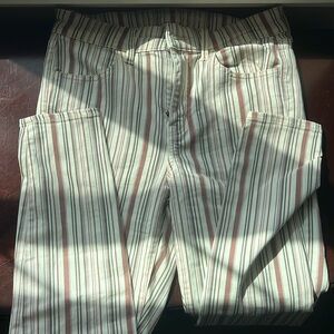 American Eagle Hi Rise Skinny Jegging